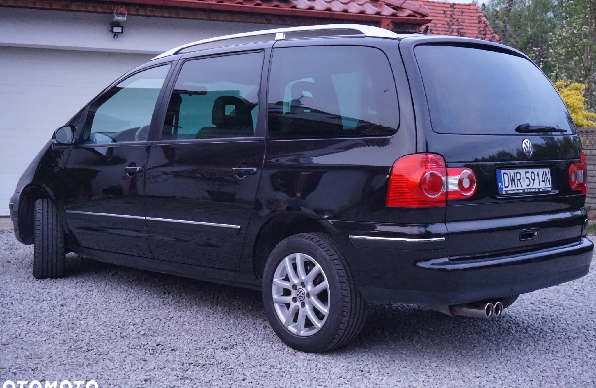 Volkswagen Sharan cena 28700 przebieg: 165500, rok produkcji 2005 z Wrocław małe 232